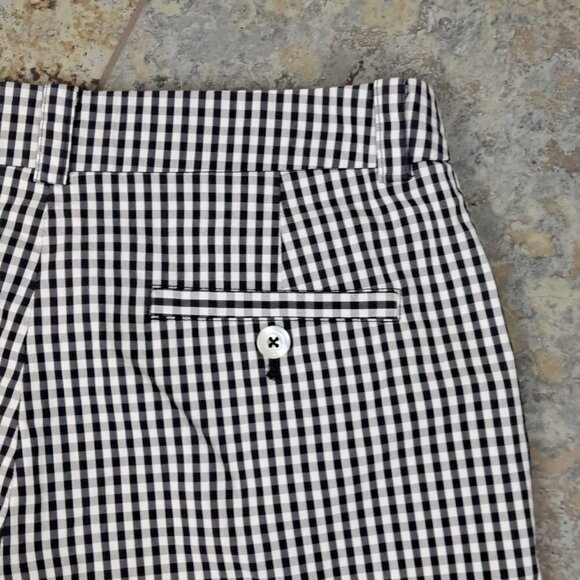 Jones New York Size 4 Black and White Gingham Print Shorts Pockets EUC - Picture 5 of 9